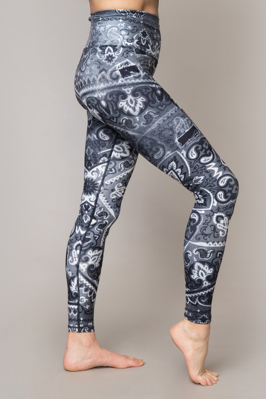 Sustainable yoga lifestyle wear from Niyama Sol